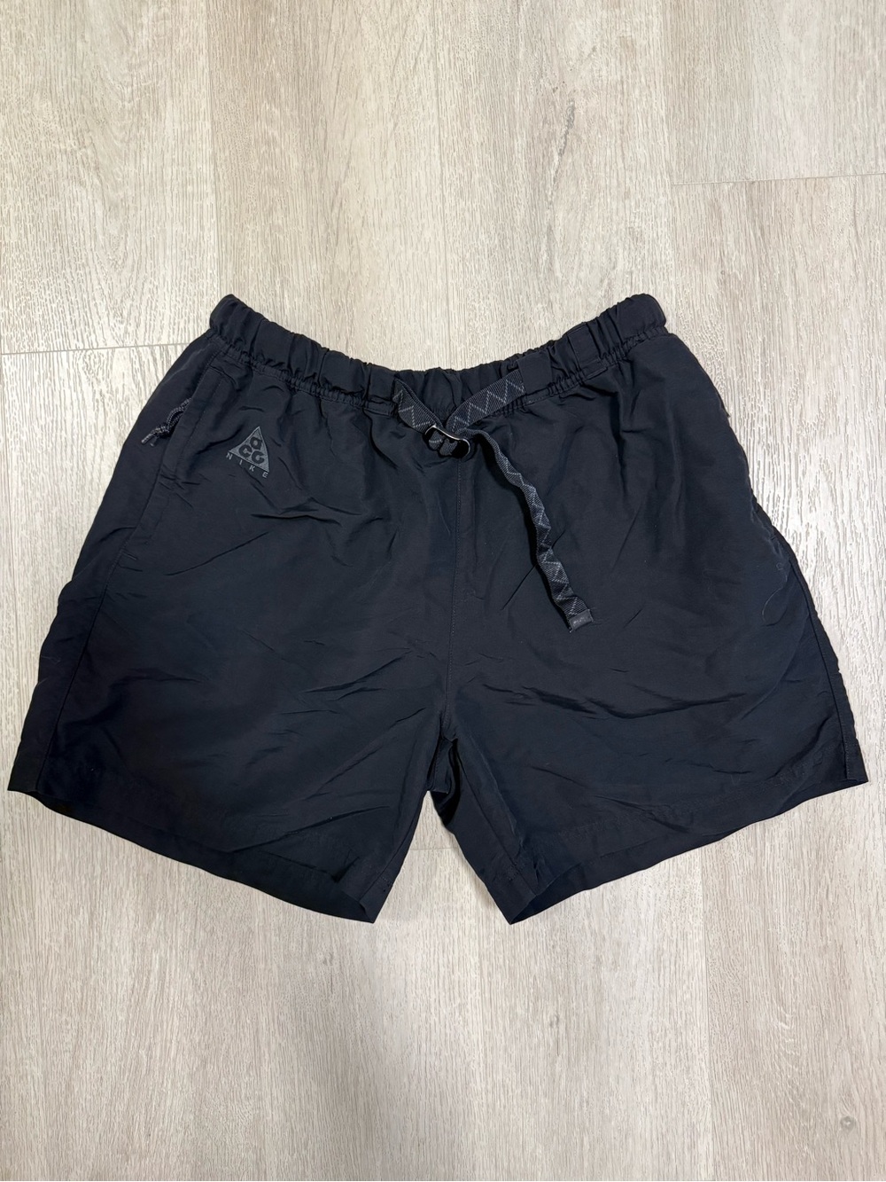 Nike ACG Trail Shorts Black Size M Vintage Hiking Outdoor